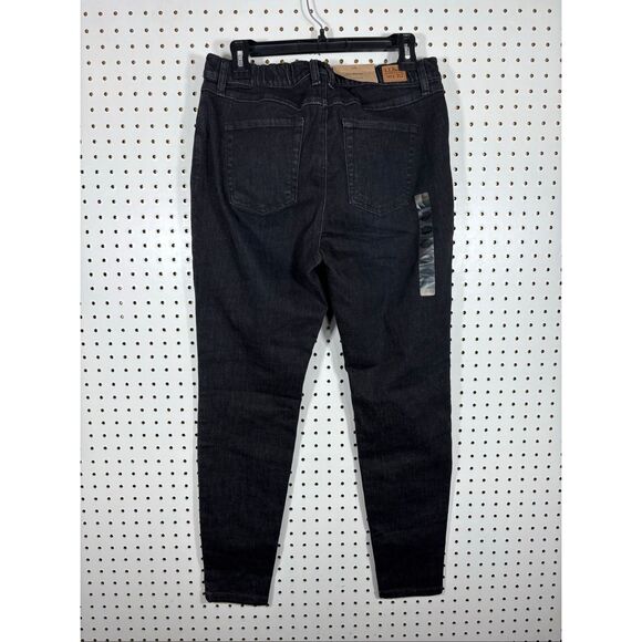 L.L Bean woman’s flex pull on jeans size 12 - Picture 2 of 11